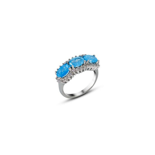 Chic Silver Ring for the Fashion-Forward Woman