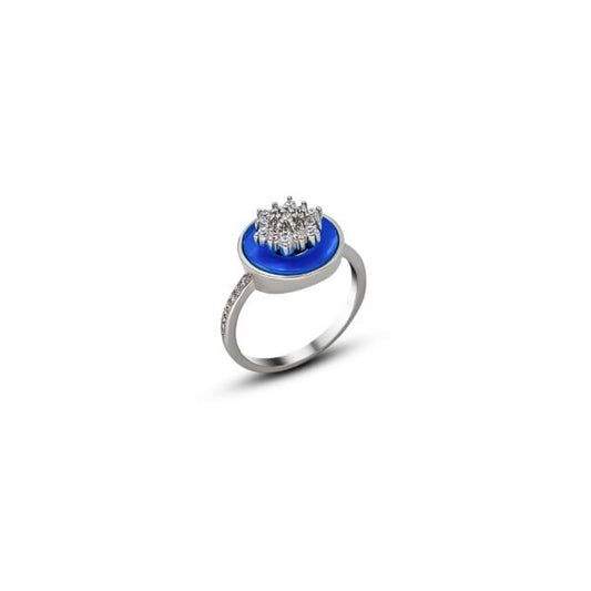 Luxe Silver Ring That Defines Grace
