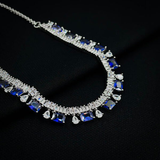 Intricate Necklace Sets for a Refined Touch