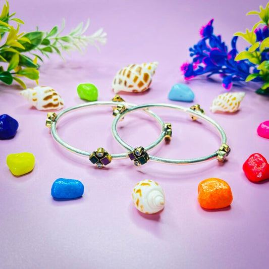 Sleek Silver Bangles for Everyday Sophistication
