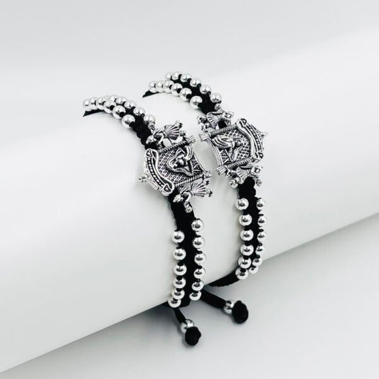 Gleaming Grace Elegant Anklets for Her