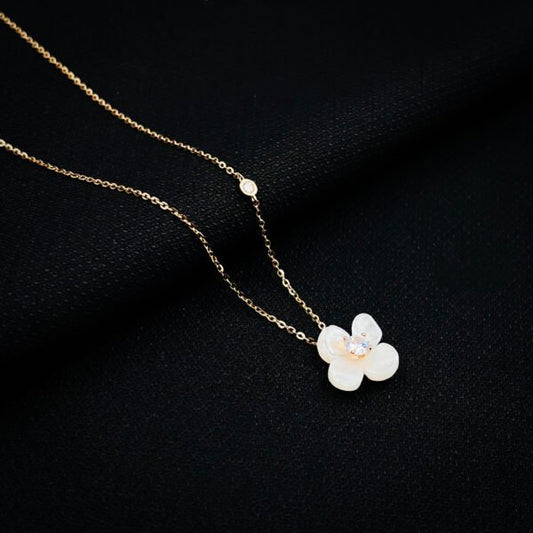Classic Silver Chains for a Refined Look