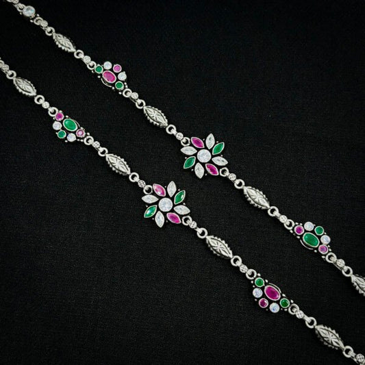 Intricate Silver Payals for Women: Sophistication at Its Best