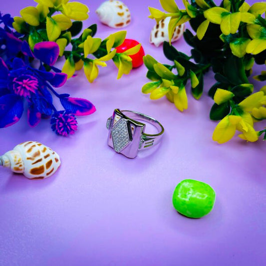 Silver Rings with a Luxurious Touch
