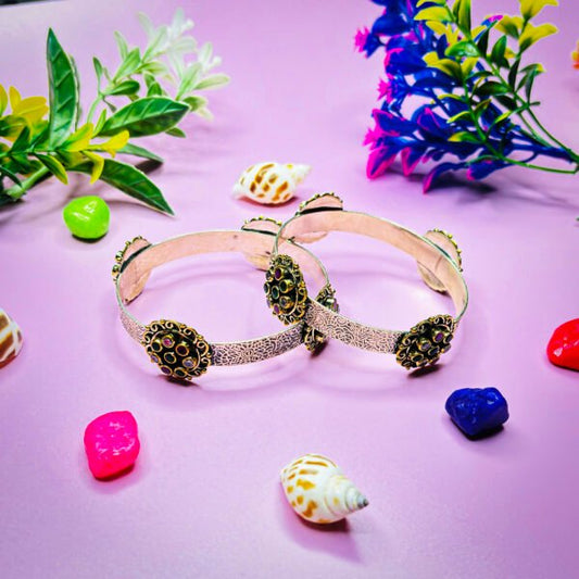 Stylish Women's Silver Bangles