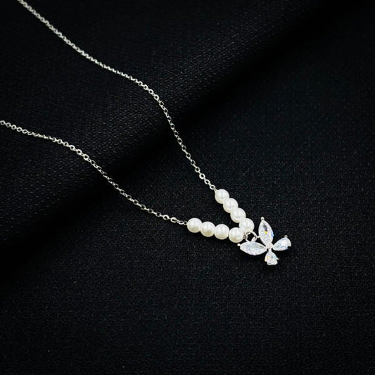 Minimalist Silver Chains for Subtle Elegance