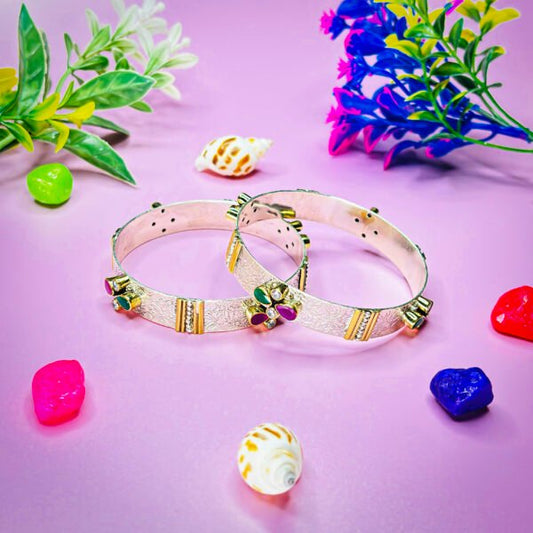 Classic Women’s Silver Bangles with Modern Flair