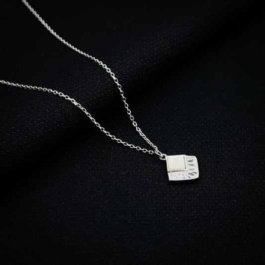 Silver Chains to Elevate Your Style
