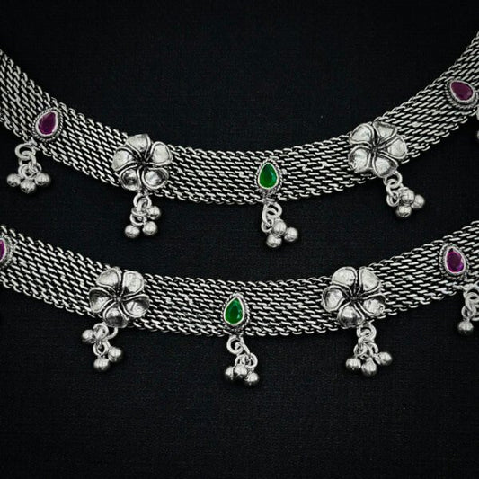 Elegant Silver Payals for Women: A Classic Tradition