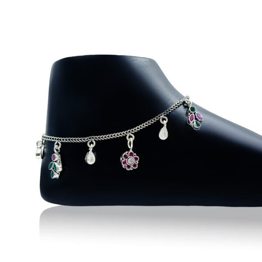Beautiful Silver Payals to Enhance Your Ankle Style