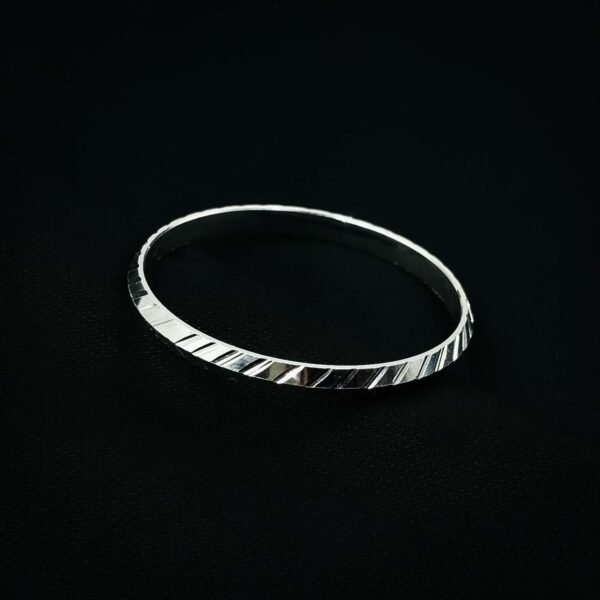 Silver Stylish "Arch Glare" Designer Kada for Men - Image 3