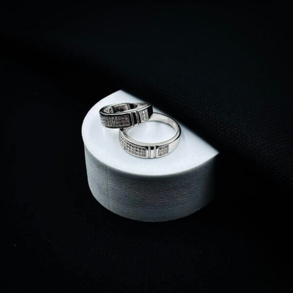 Stylish Silver Rings for Couples to Share Special Moments - Image 3