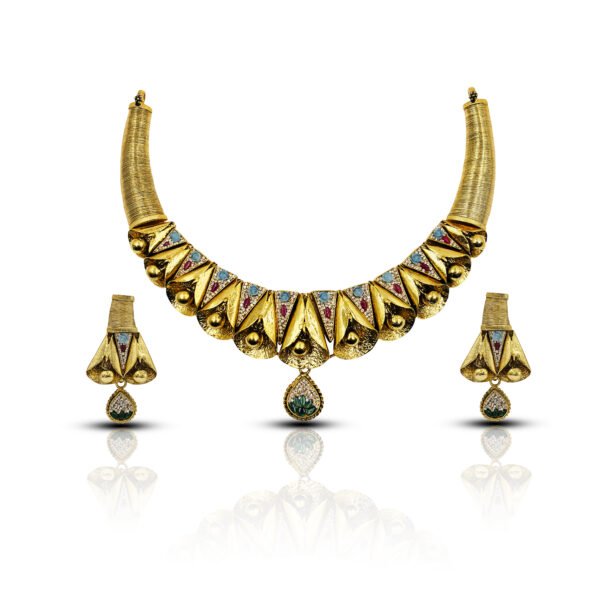 Glamorous Gold-Plated Necklace Set for Every Occasion For women