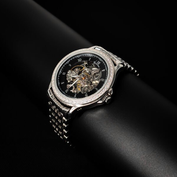 Sleek Silver Watches for the Modern Man - Image 2