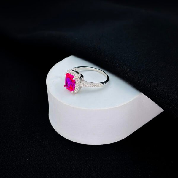 Radiant Blossom Silver Ring for Women - Image 3