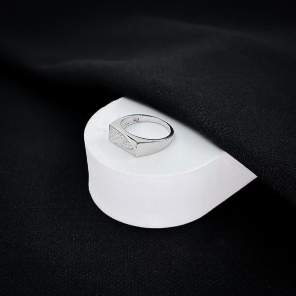 Classic Silver Rings for the Modern Gentleman - Image 3