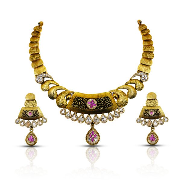 Stylish Gold Plated Necklace Set for Women