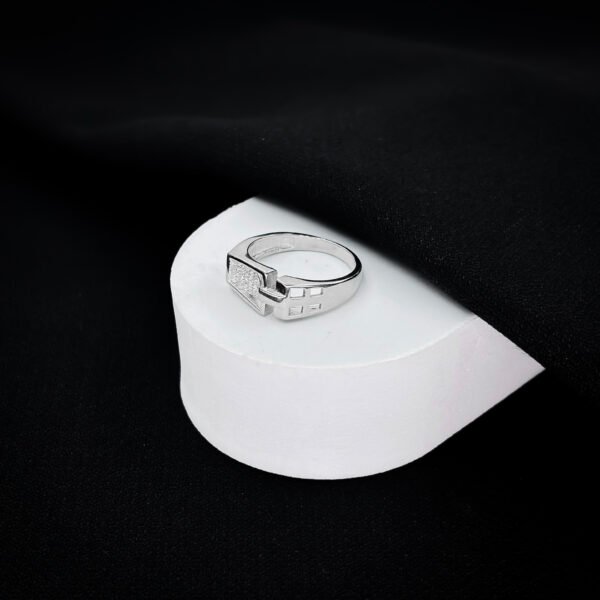 Sophisticated Silver Rings for Men - Image 3