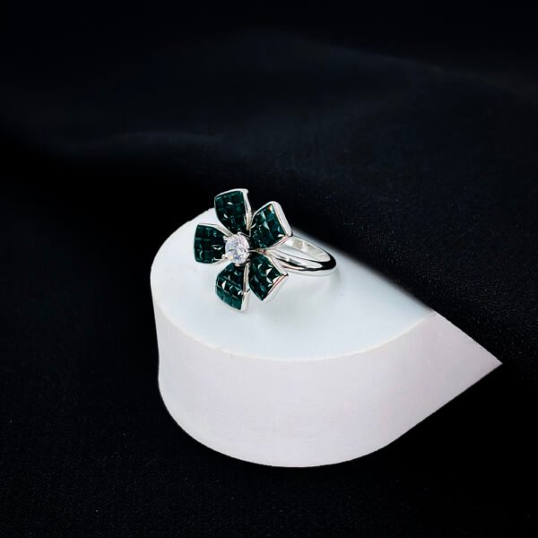 Celestial Glow Silver Ring for Women - Image 3